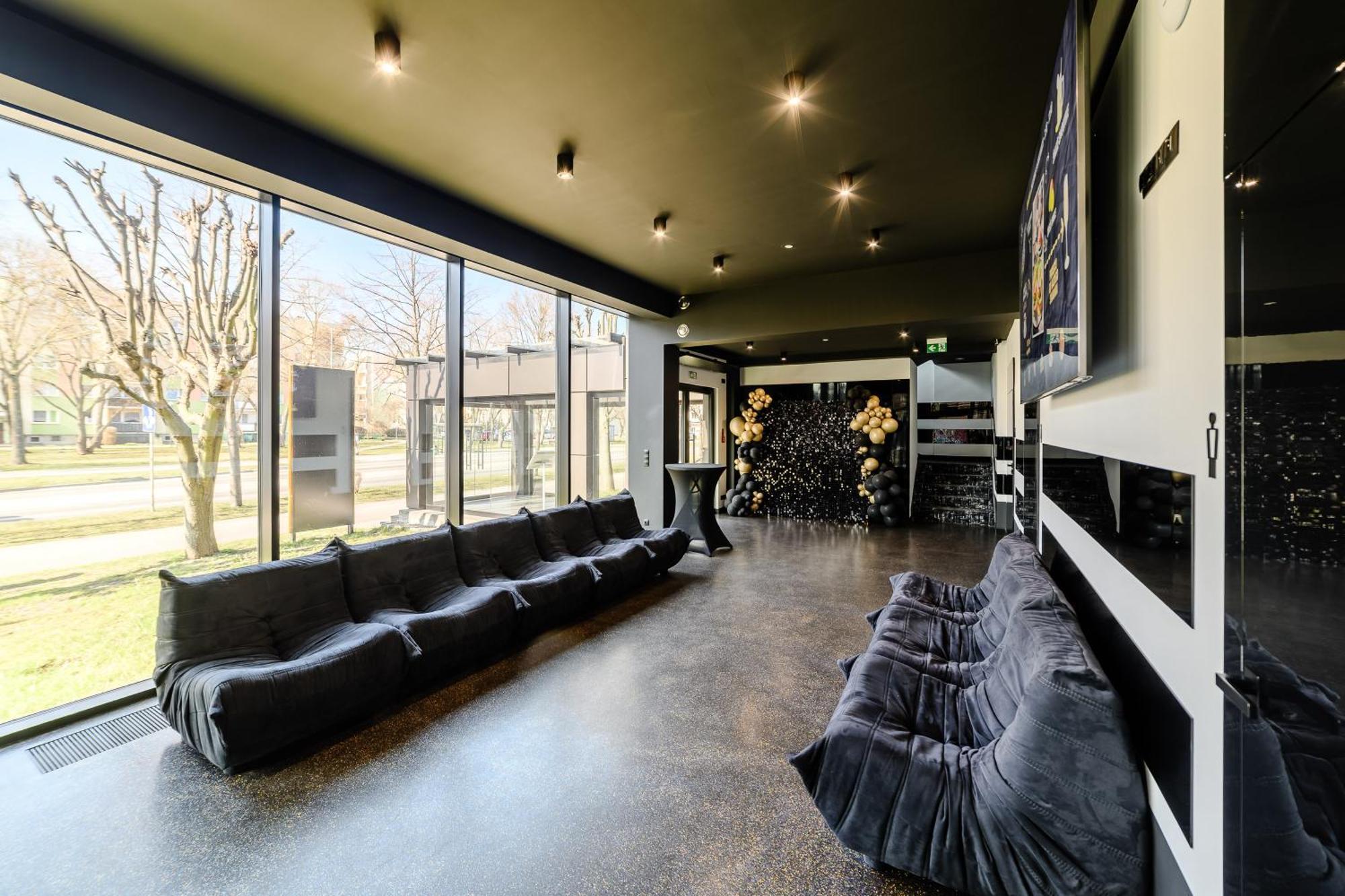 Golden Lion House Bed&Breakfast รูเมีย ภายนอก รูปภาพ